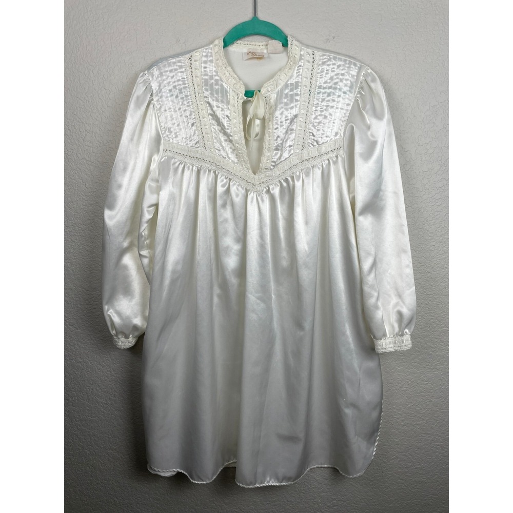vintage ILISE STEVENS nightgown sleepwear satin lace victorian gown‎ white large